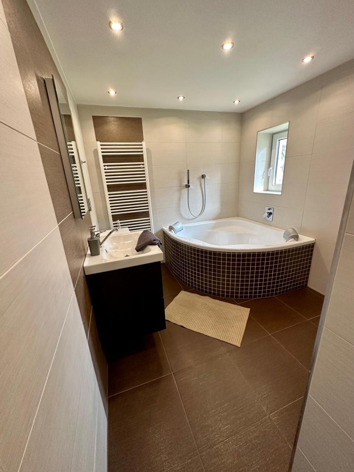 Villa U Nas Na Chalupe à Borovany  Extérieur photo